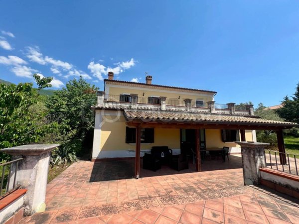 casa indipendente in vendita a San Potito Sannitico