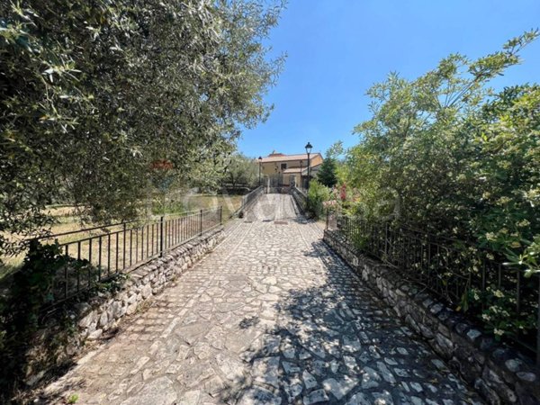 casa indipendente in vendita a San Potito Sannitico