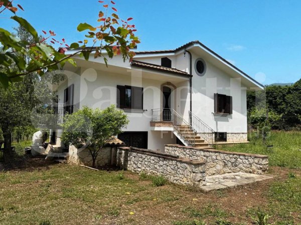 casa indipendente in vendita a San Potito Sannitico