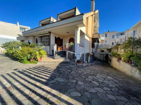 casa indipendente in vendita a San Prisco