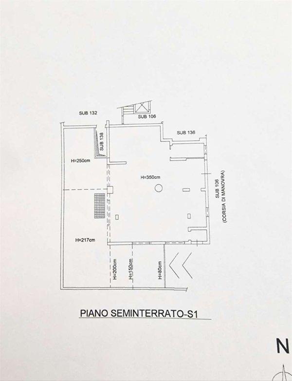 locale di sgombero in vendita a San Prisco