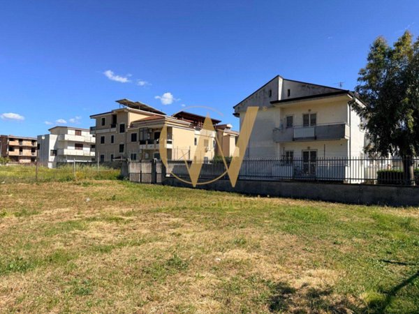 negozio in vendita a San Prisco