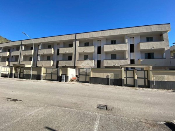 casa indipendente in vendita a Santa Maria a Vico