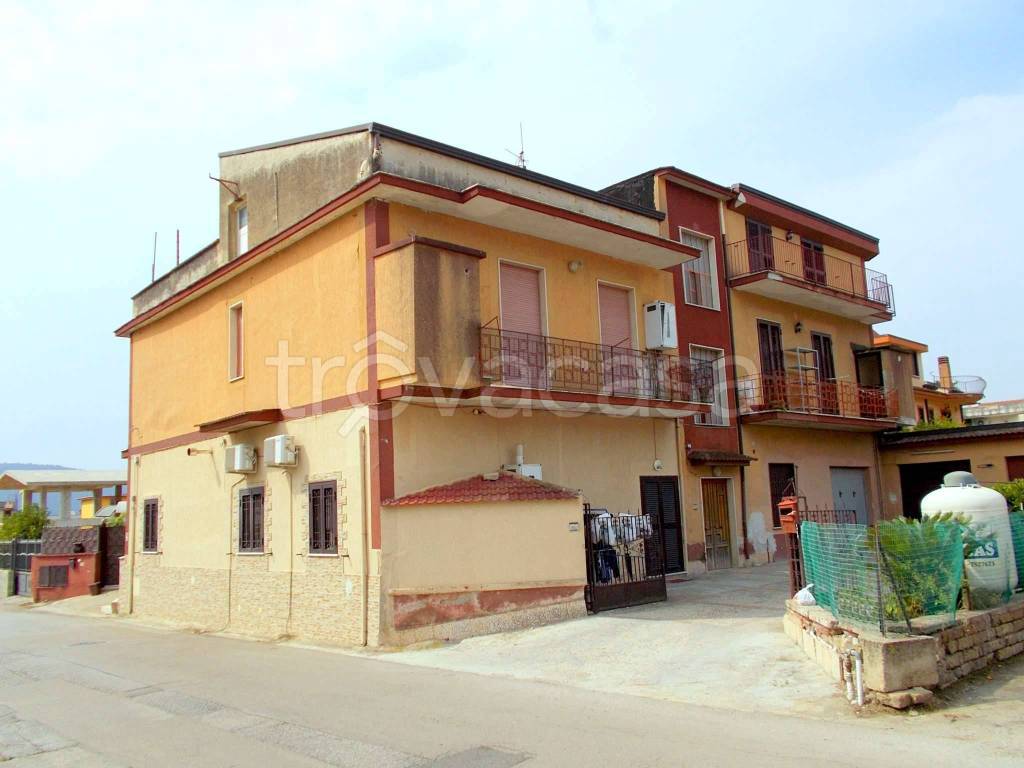 casa indipendente in vendita a Santa Maria a Vico