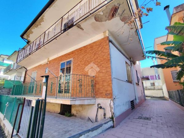 casa indipendente in vendita a Santa Maria a Vico