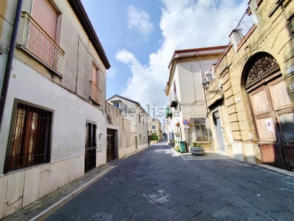appartamento in vendita a Santa Maria a Vico