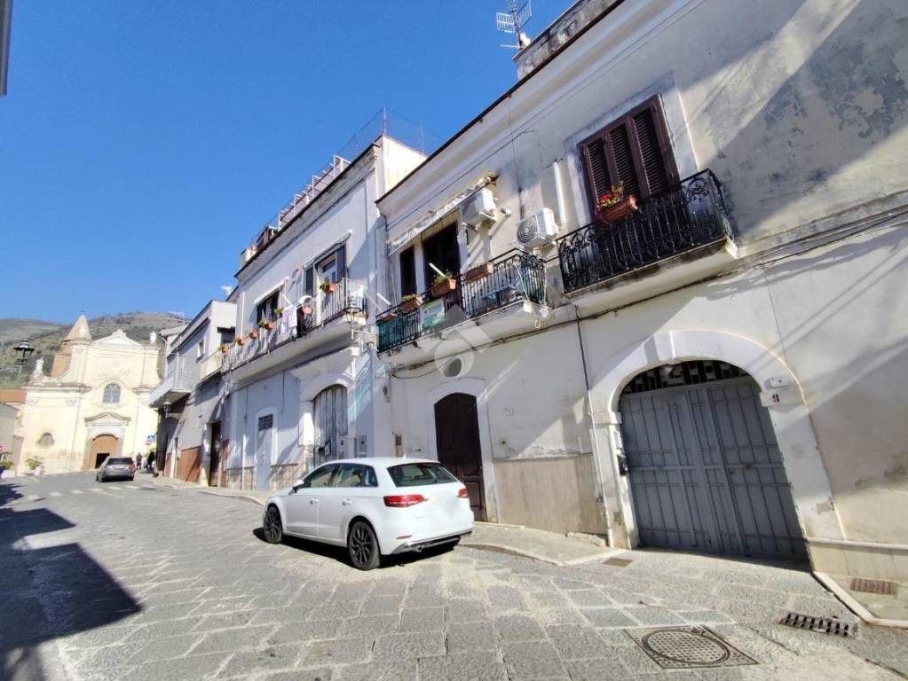 casa indipendente in vendita a Santa Maria a Vico