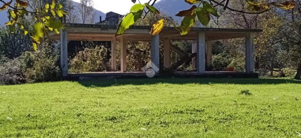 casa indipendente in vendita a Santa Maria a Vico