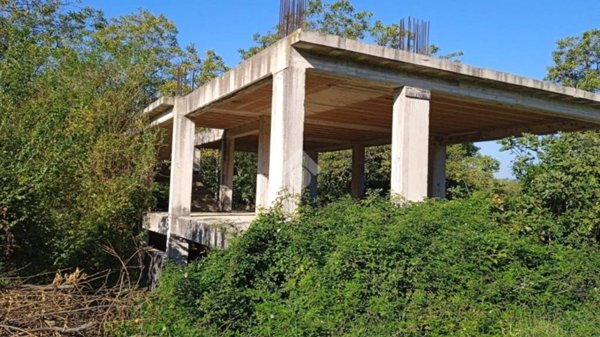 casa indipendente in vendita a Santa Maria a Vico