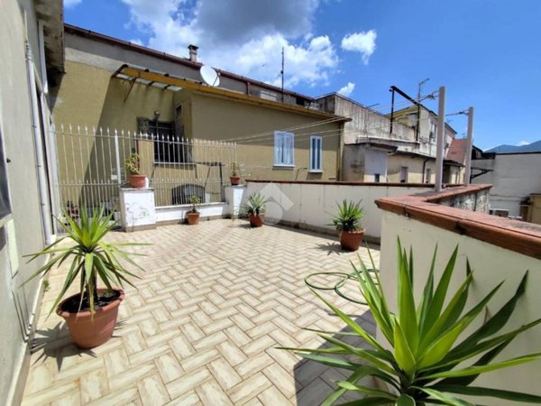 casa indipendente in vendita a Santa Maria a Vico