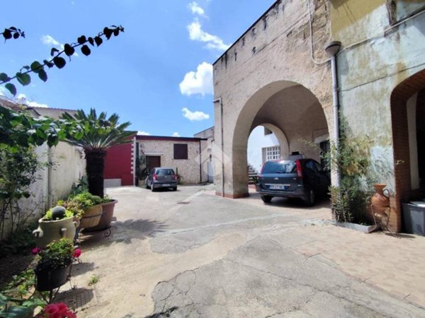 casa indipendente in vendita a Santa Maria a Vico