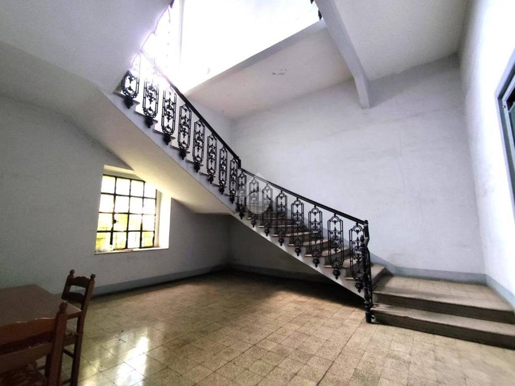 intera palazzina in vendita a Santa Maria a Vico