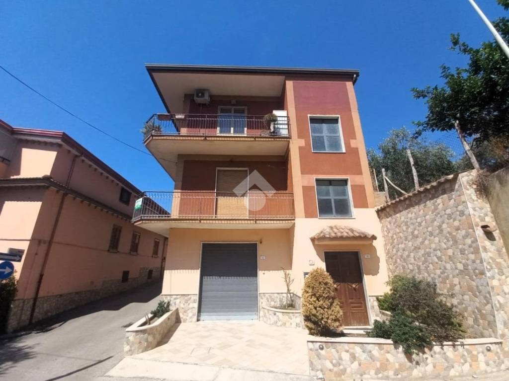 appartamento in vendita a Santa Maria a Vico