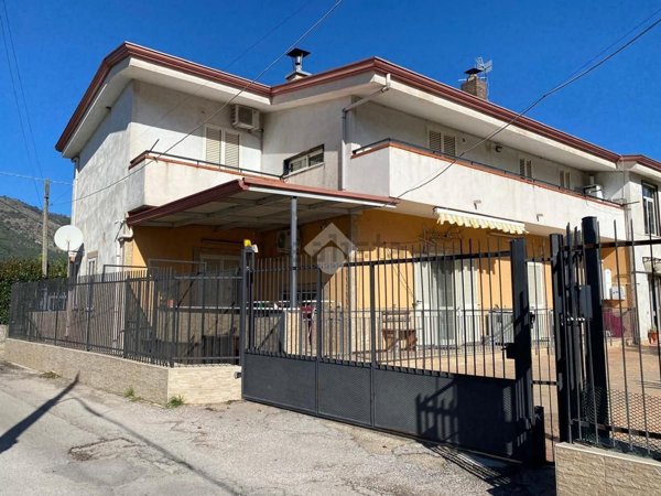 appartamento in vendita a Santa Maria a Vico