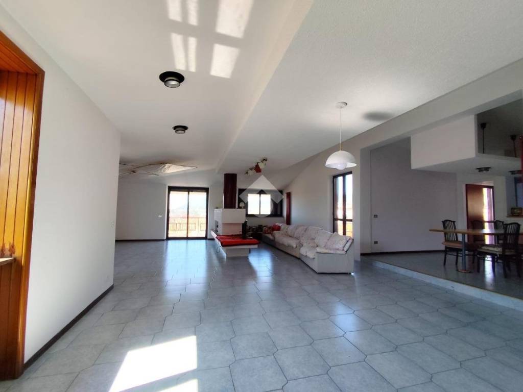 appartamento in vendita a Santa Maria a Vico