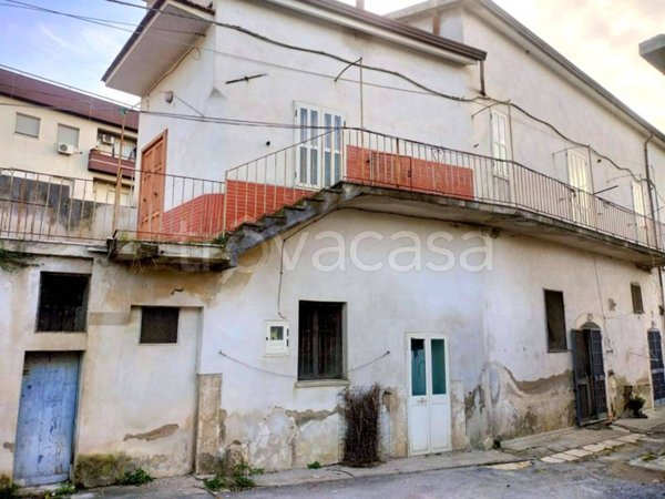 casa indipendente in vendita a Santa Maria a Vico