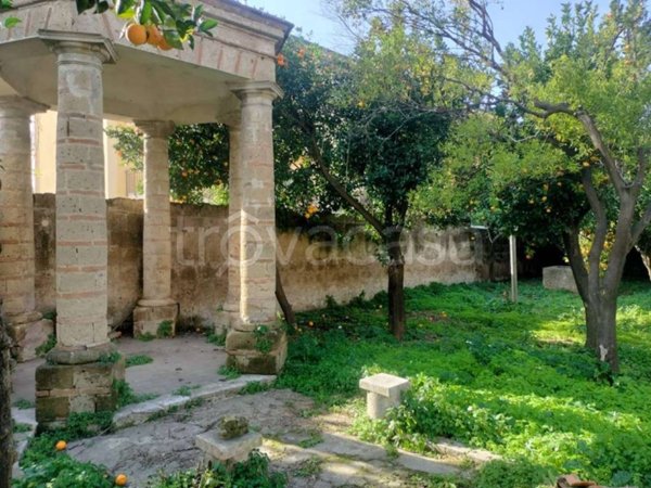 casa indipendente in vendita a Santa Maria a Vico