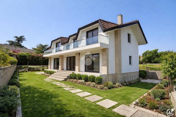 casa indipendente in vendita a Santa Maria a Vico
