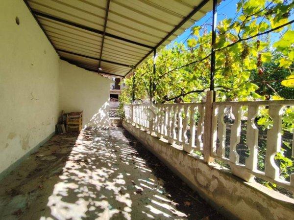 casa indipendente in vendita a Santa Maria a Vico