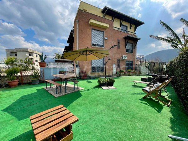 casa indipendente in vendita a Santa Maria a Vico