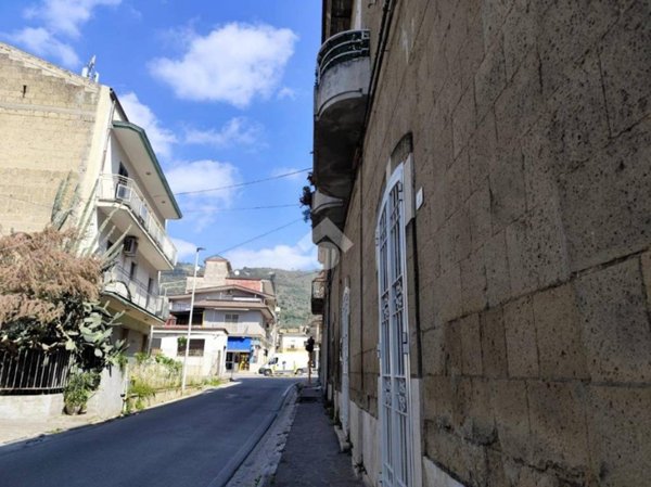 casa indipendente in vendita a Santa Maria a Vico