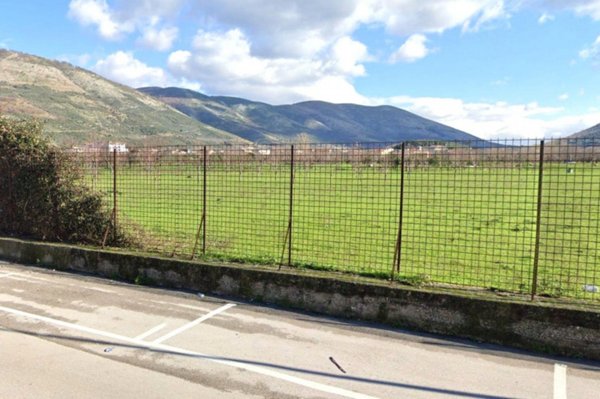 terreno edificabile in vendita a Santa Maria a Vico