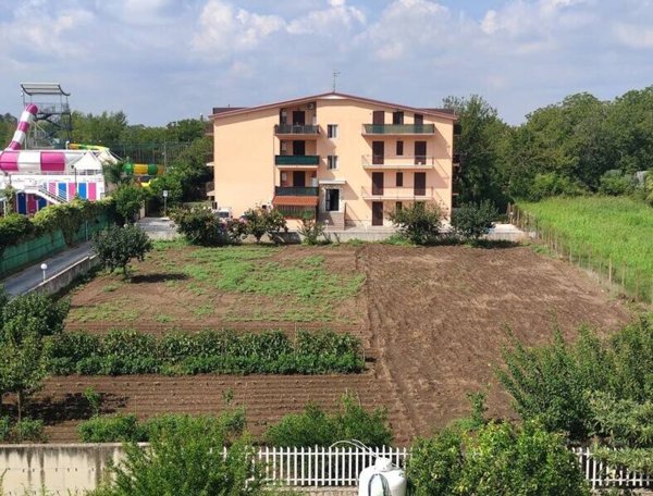 terreno edificabile in vendita a Santa Maria a Vico