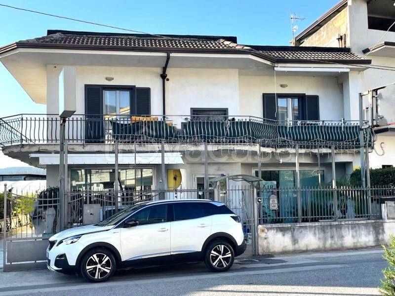 appartamento in vendita a Santa Maria a Vico