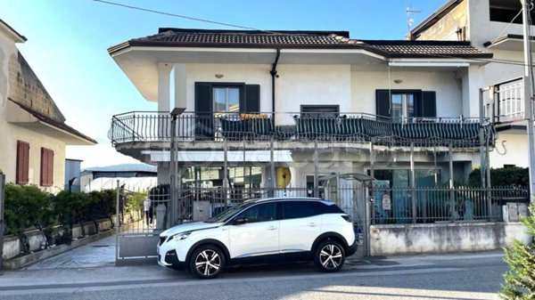 appartamento in vendita a Santa Maria a Vico