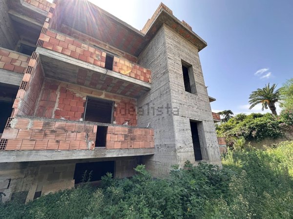 casa indipendente in vendita a Santa Maria a Vico