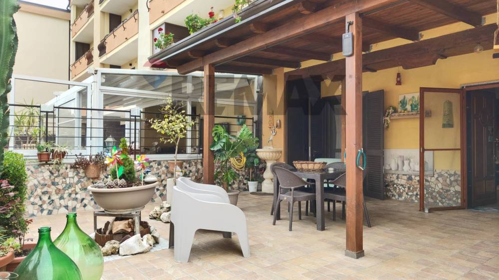 casa indipendente in vendita a Santa Maria a Vico