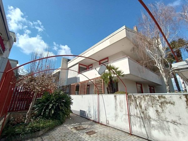 casa indipendente in vendita a Santa Maria Capua Vetere