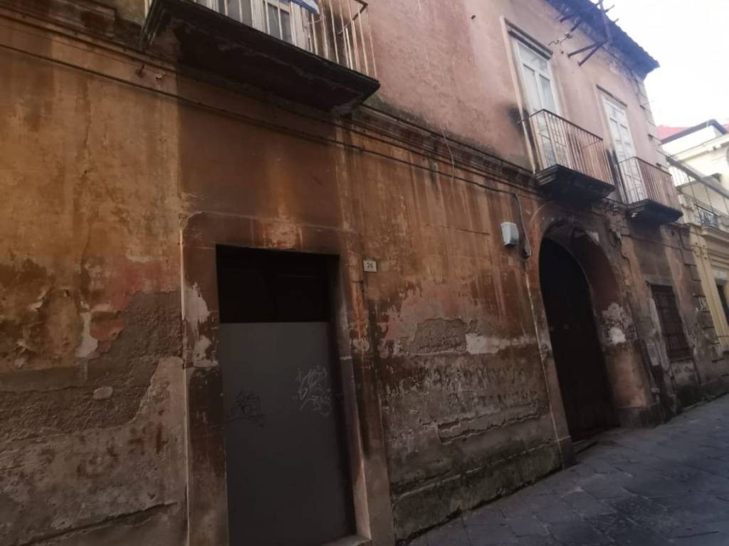 intera palazzina in vendita a Santa Maria Capua Vetere