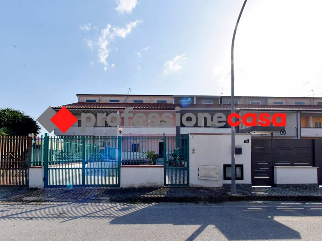 casa indipendente in vendita a Santa Maria Capua Vetere