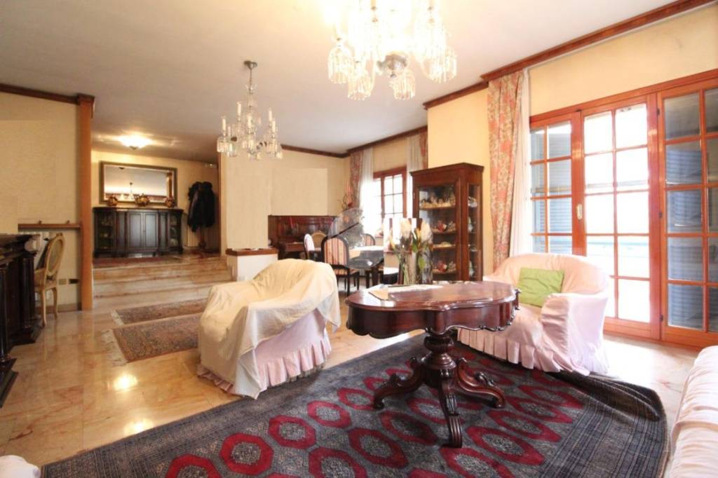 casa indipendente in vendita a Santa Maria Capua Vetere