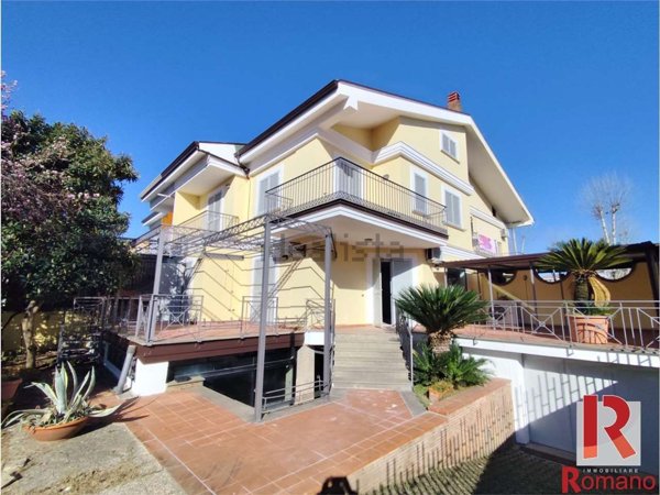 casa indipendente in vendita a Santa Maria Capua Vetere