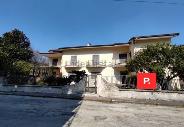 casa indipendente in vendita a Santa Maria Capua Vetere