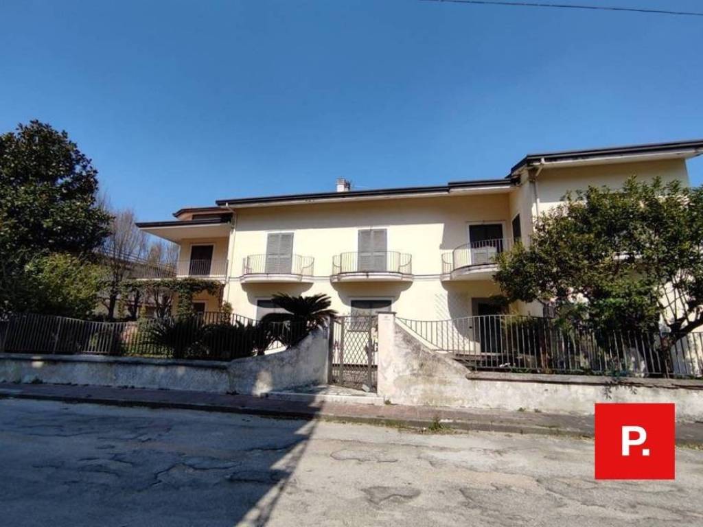 casa indipendente in vendita a Santa Maria Capua Vetere