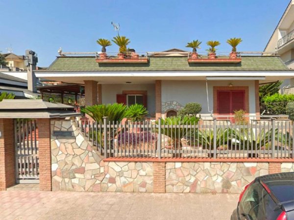 casa indipendente in vendita a Santa Maria Capua Vetere