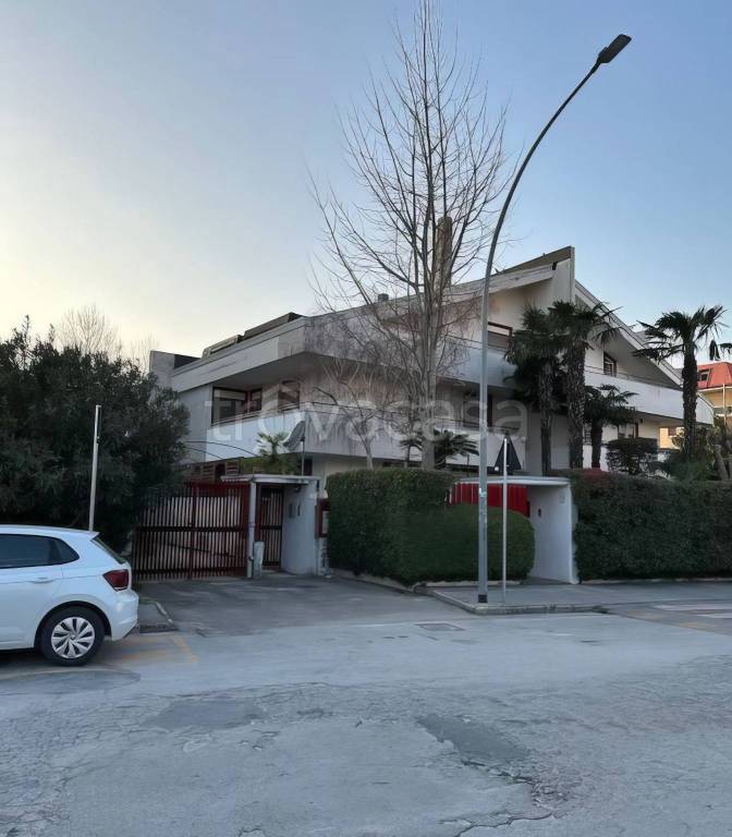 casa indipendente in vendita a Santa Maria Capua Vetere