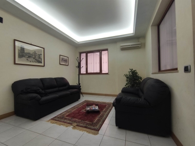 ufficio in vendita a Santa Maria Capua Vetere