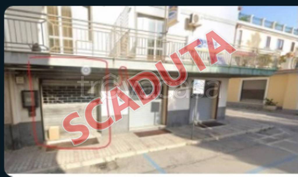 negozio in vendita a Santa Maria Capua Vetere