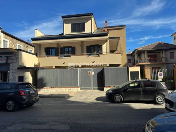 casa indipendente in vendita a Santa Maria Capua Vetere