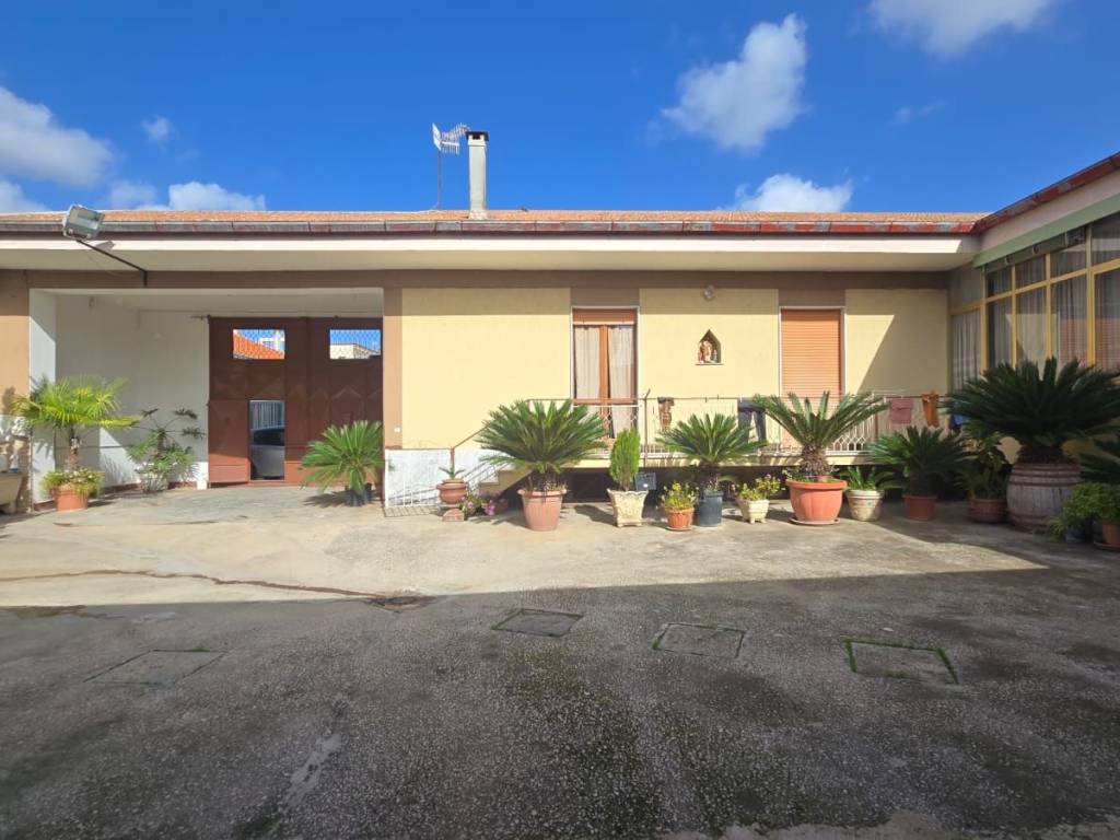 casa indipendente in vendita a Santa Maria Capua Vetere
