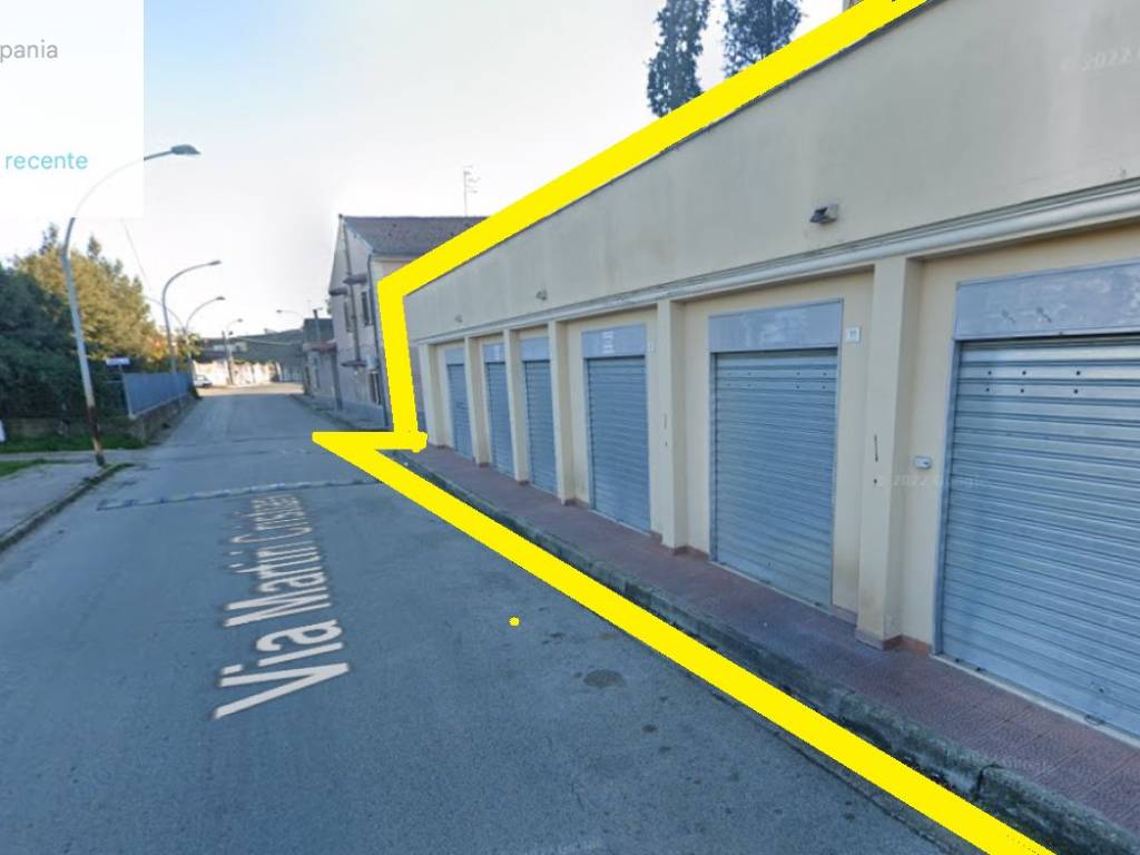 locale commerciale in vendita a Santa Maria Capua Vetere