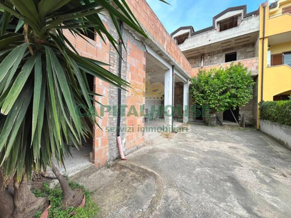 casa indipendente in vendita a Santa Maria Capua Vetere