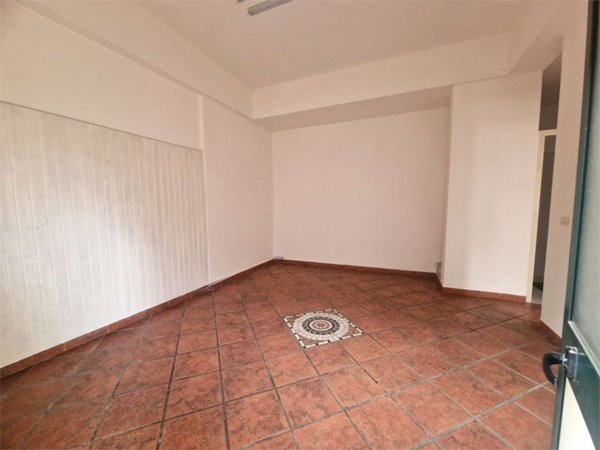 ufficio in vendita a Santa Maria Capua Vetere