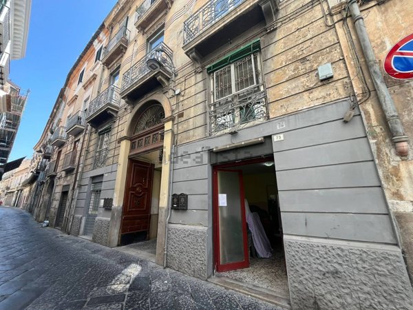 locale commerciale in vendita a Santa Maria Capua Vetere