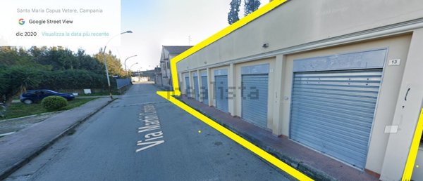 locale di sgombero in vendita a Santa Maria Capua Vetere
