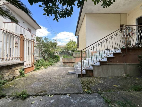 casa indipendente in vendita a Santa Maria Capua Vetere